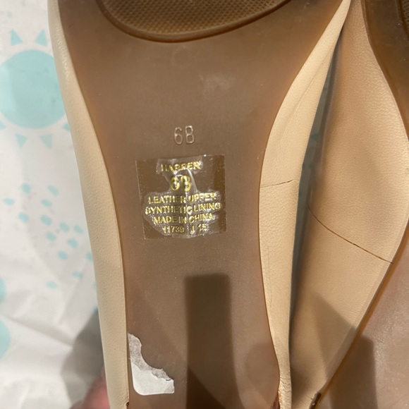 Ralph Lauren tan high heels wore once - Picture 4 of 7